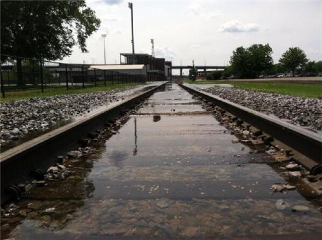 Flooding by LeClaire Park